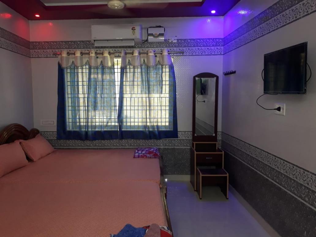 Sri Priya Lodge Dharmapuri Exterior foto