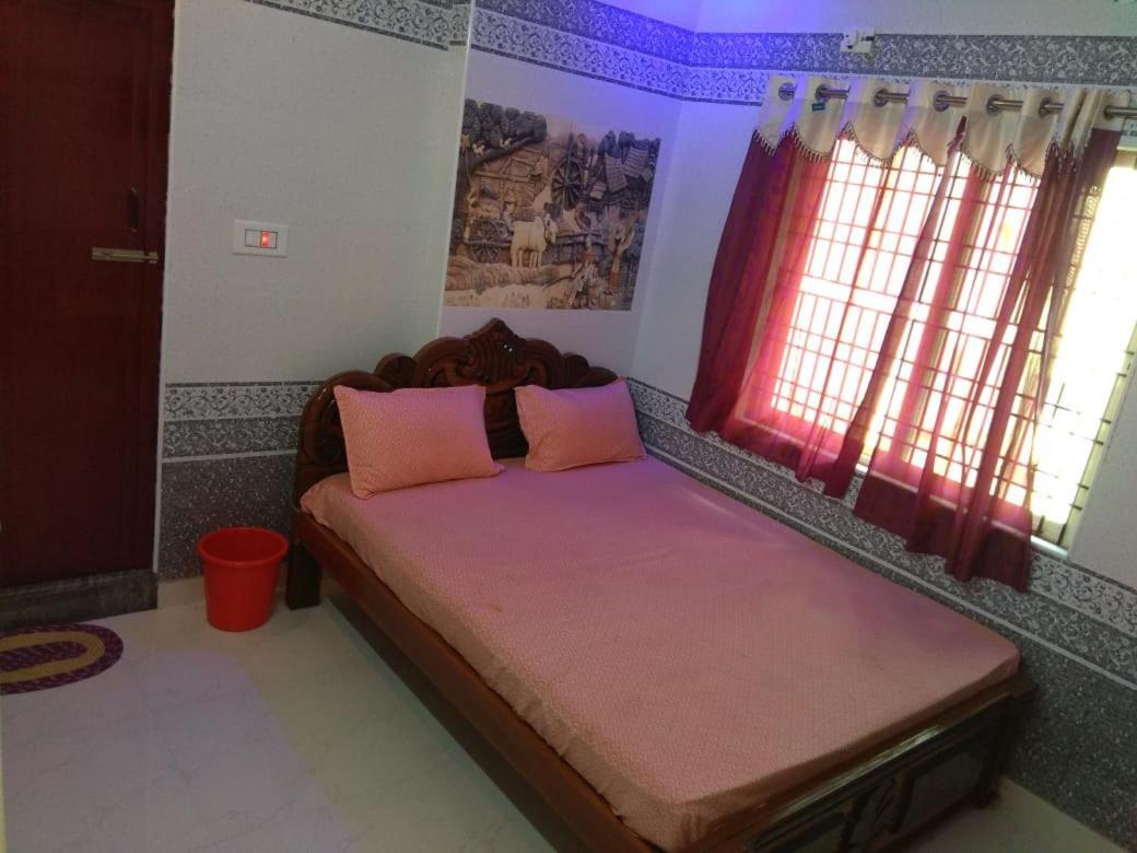 Sri Priya Lodge Dharmapuri Exterior foto